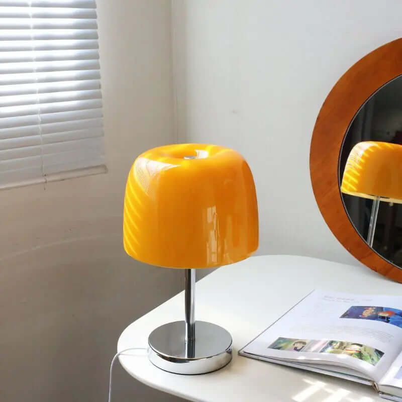 Retro American Table Lamp