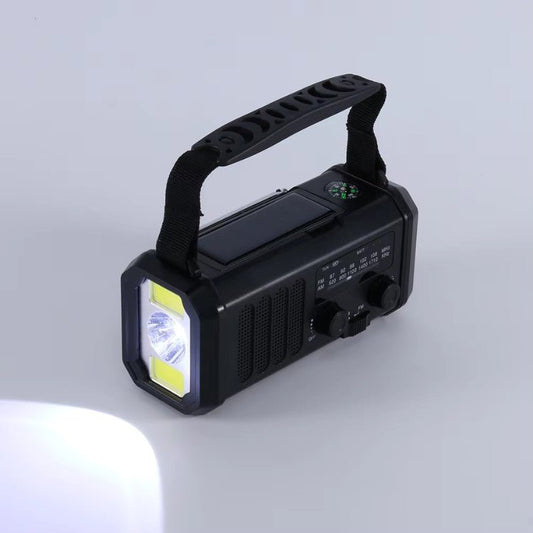 10,000mAh Emergency Radio – Solar, Hand Crank & Power Bank in One
