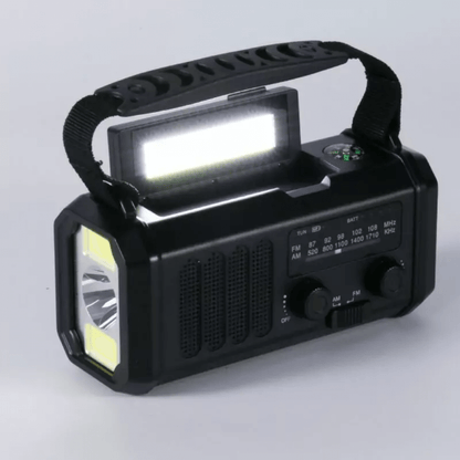 10,000mAh Emergency Radio – Solar, Hand Crank & Power Bank in One